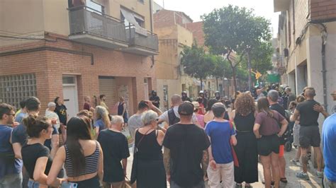 jardi de la julieta|Veïns de Sant Andreu salven les plantes desallotjades pels .